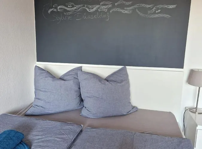 Apartman Well Located Flat With Balcony Düsseldorf