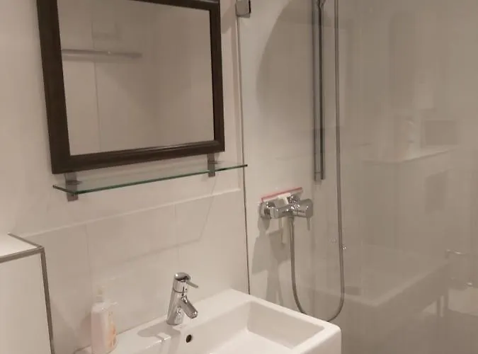 Well Located Flat With Balcony Apartman Düsseldorf