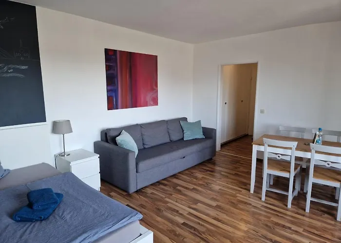 شقة Well Located Flat With Balcony دوسلدورف