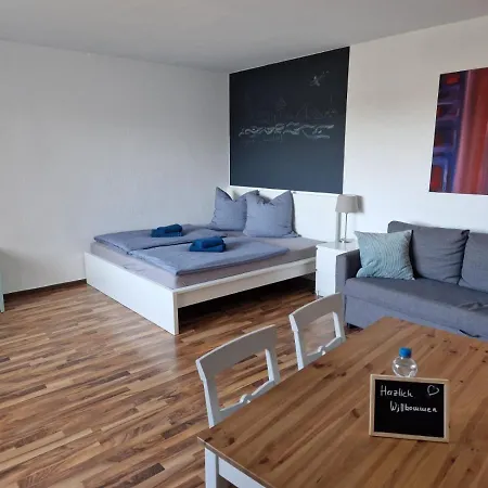 Well Located Flat With Balcony * Düsseldorf